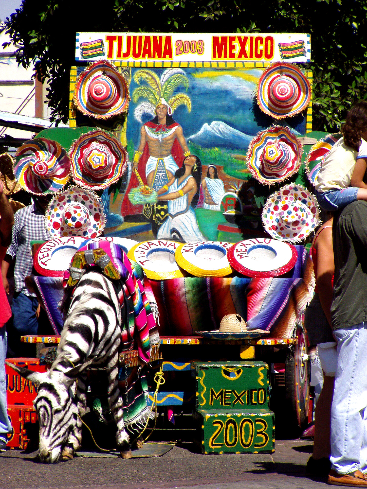 Olympus C720UZ sample photo. Tijuana street photographer - 2003 photography