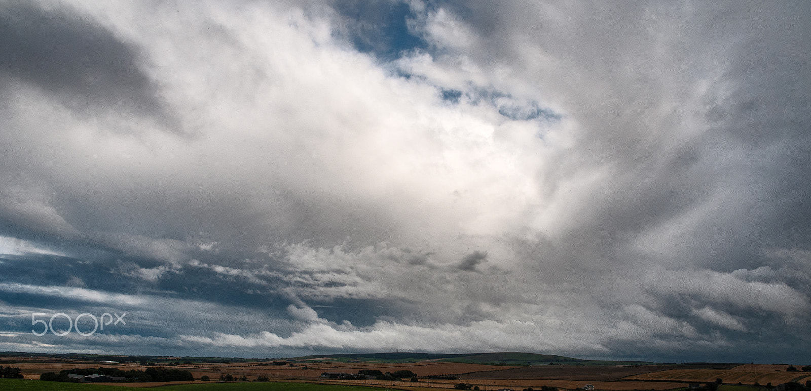 Nikon D300 + Sigma 18-200mm F3.5-6.3 DC sample photo. Big skies over buchan photography