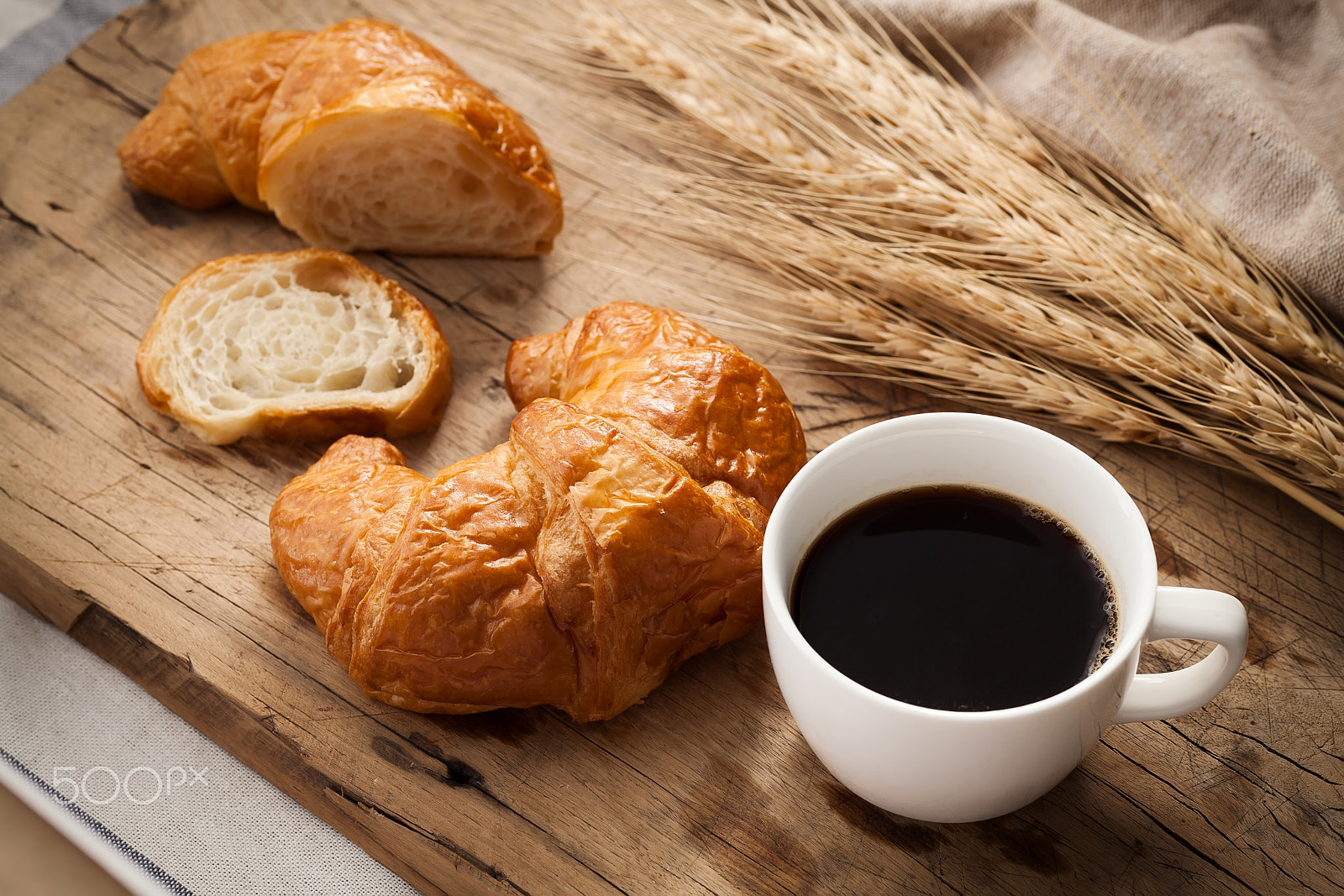 ZEISS Makro-Planar T* 100mm F2 sample photo. Tasty croissant and coffee still life rustic photography