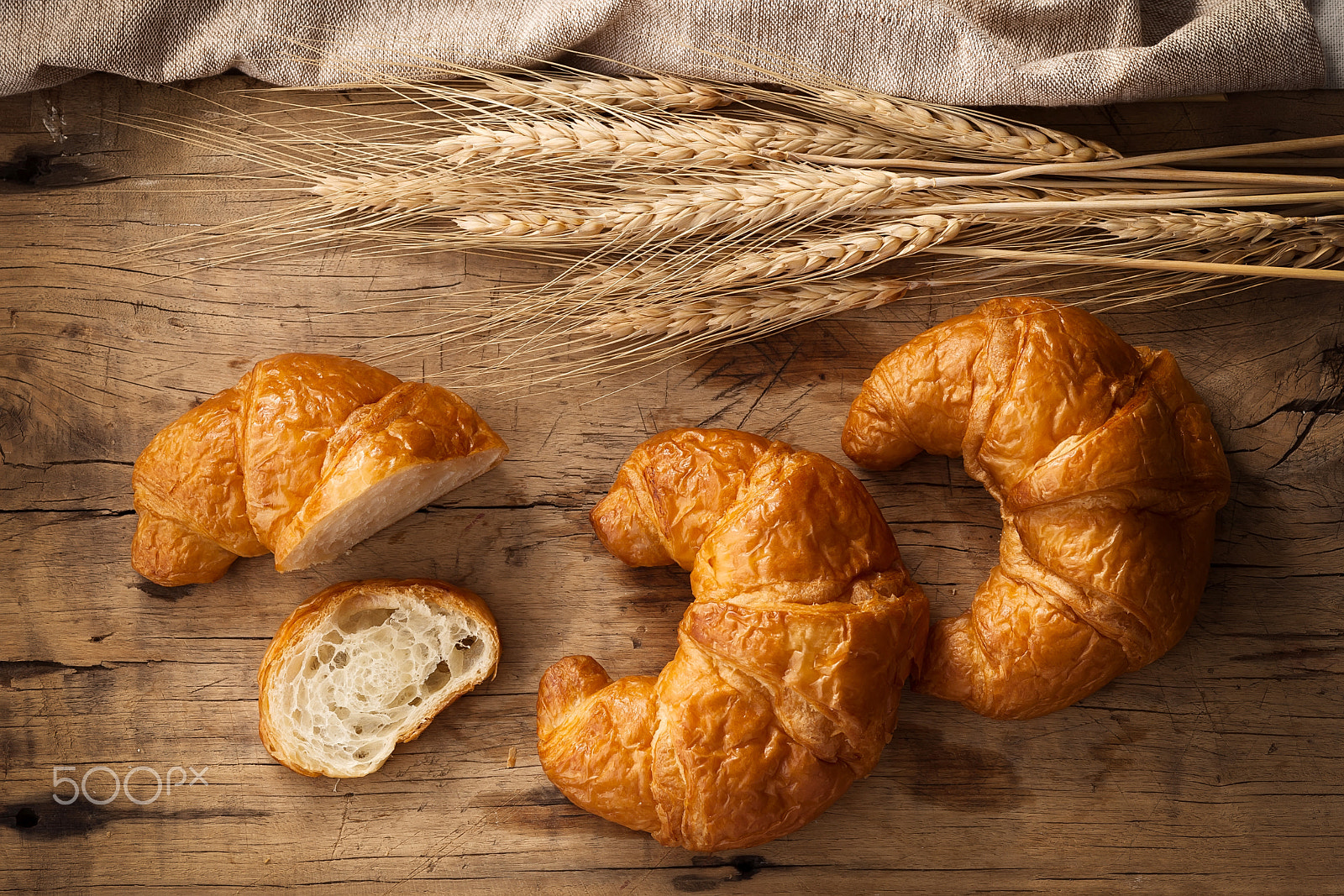ZEISS Makro-Planar T* 100mm F2 sample photo. Tasty croissant still life rustic wooden background photography