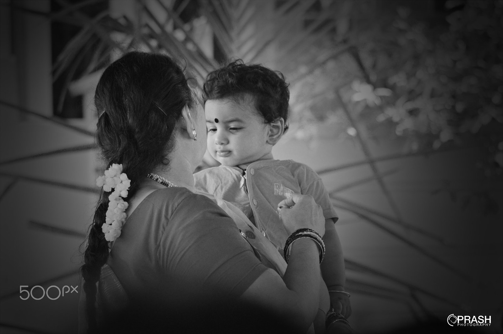 Nikon D3200 + AF DC-Nikkor 135mm f/2D sample photo. Kiddoo photography