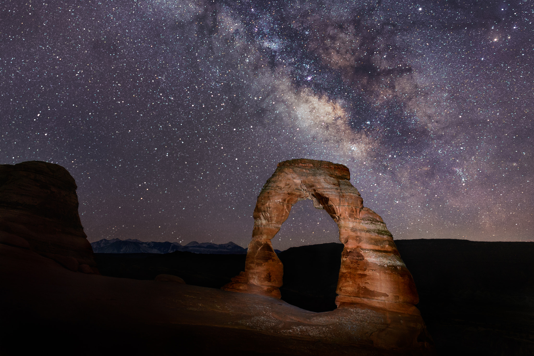 Samyang 12mm F2.8 ED AS NCS Fisheye sample photo. Milky way over delicate arch photography