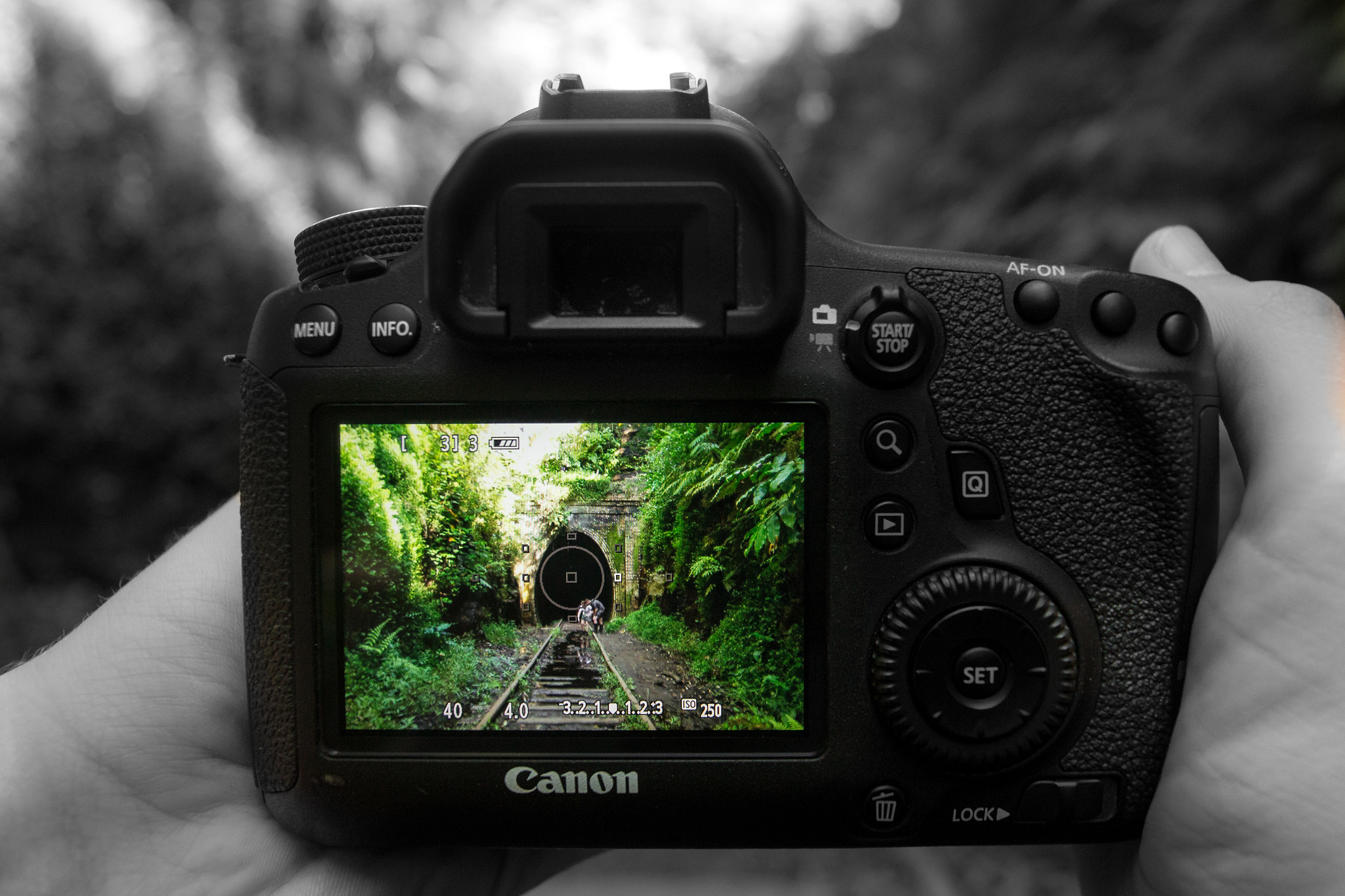 Canon EOS 700D (EOS Rebel T5i / EOS Kiss X7i) + Canon EF 16-35mm F4L IS USM sample photo. Old helensburgh railway station photography