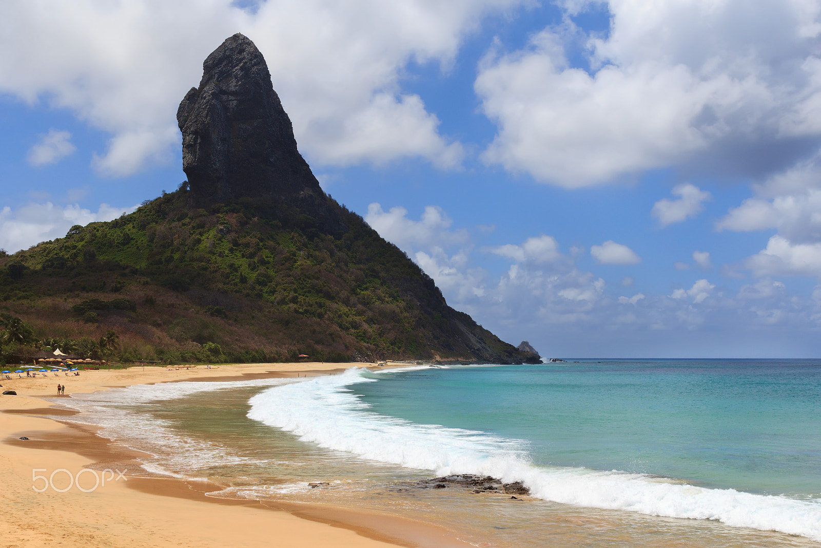 Canon EOS 60D + Canon EF 24mm F1.4L II USM sample photo. Beach praia da conceição on island fernando de noronha, brazil photography