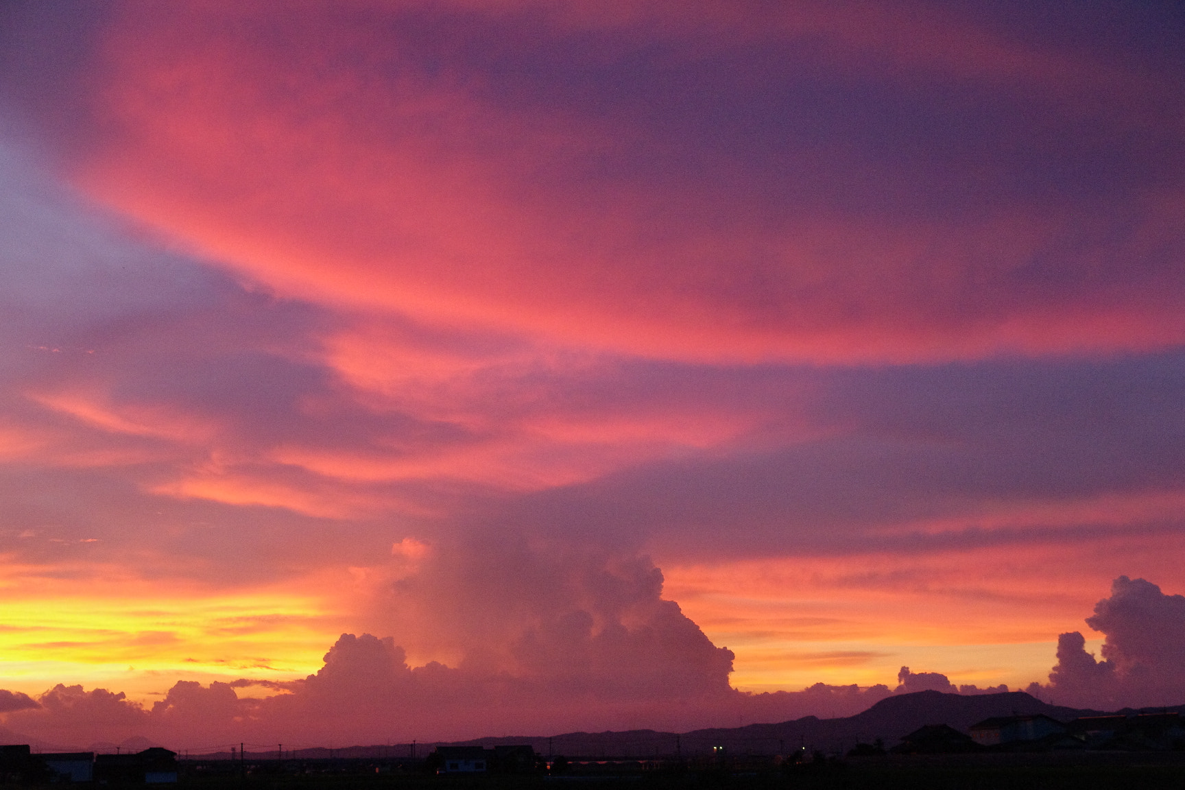 Pentax K-7 + Sigma 17-70mm F2.8-4.5 DC Macro sample photo. 夕焼け photography