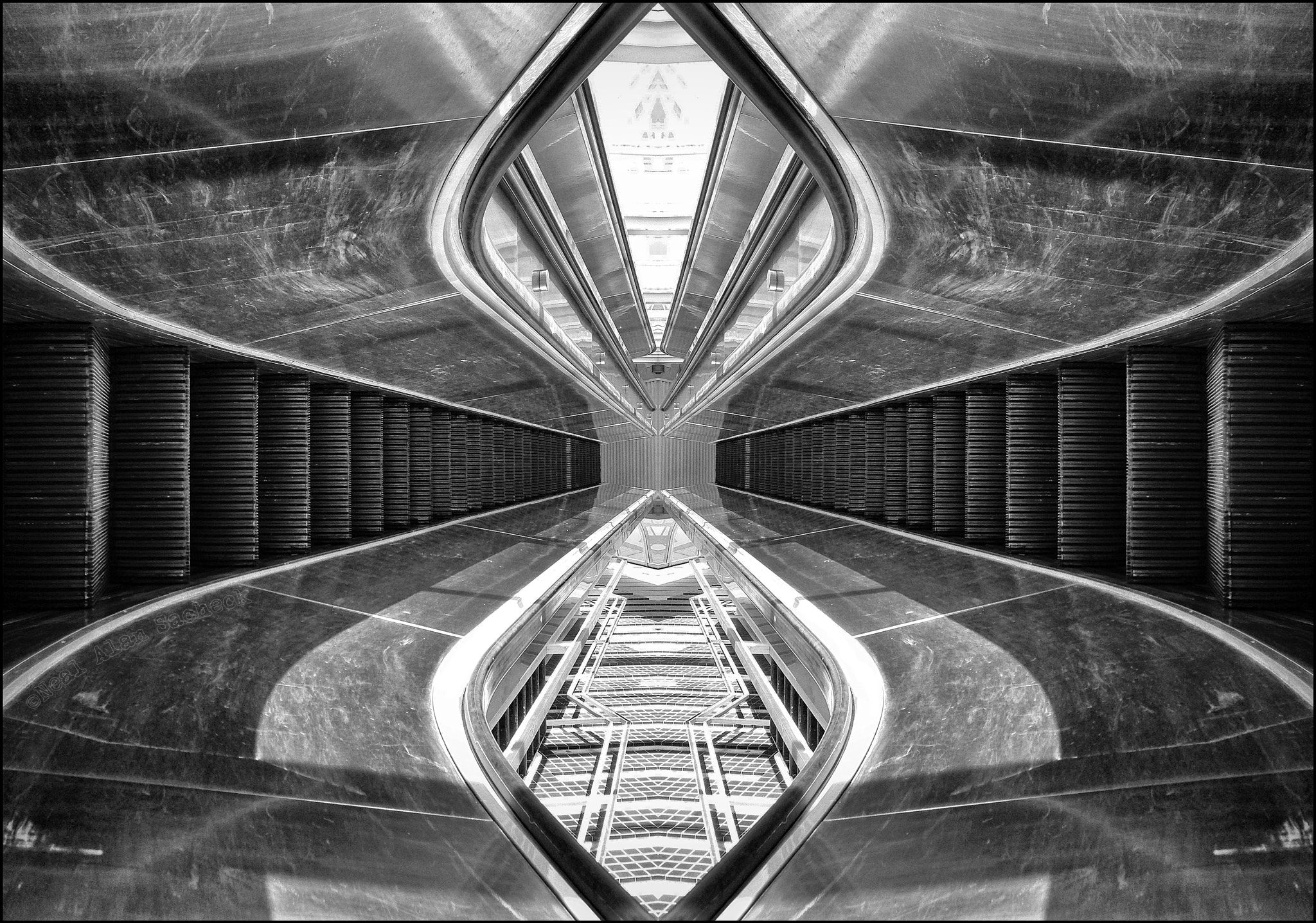 Jag.gr 645 PRO for iPhone sample photo. Escalation photography