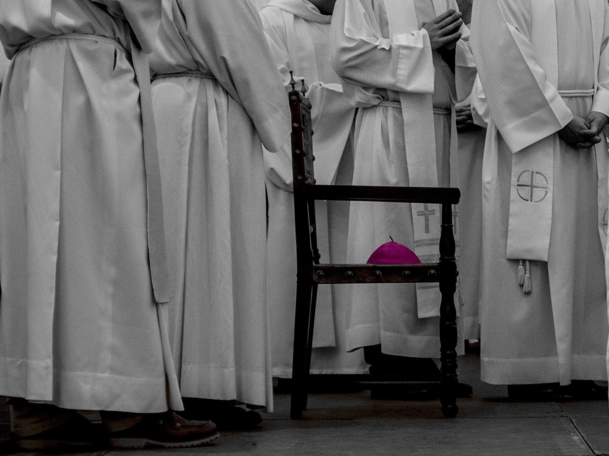 Olympus PEN E-PM2 sample photo. Church priest photography