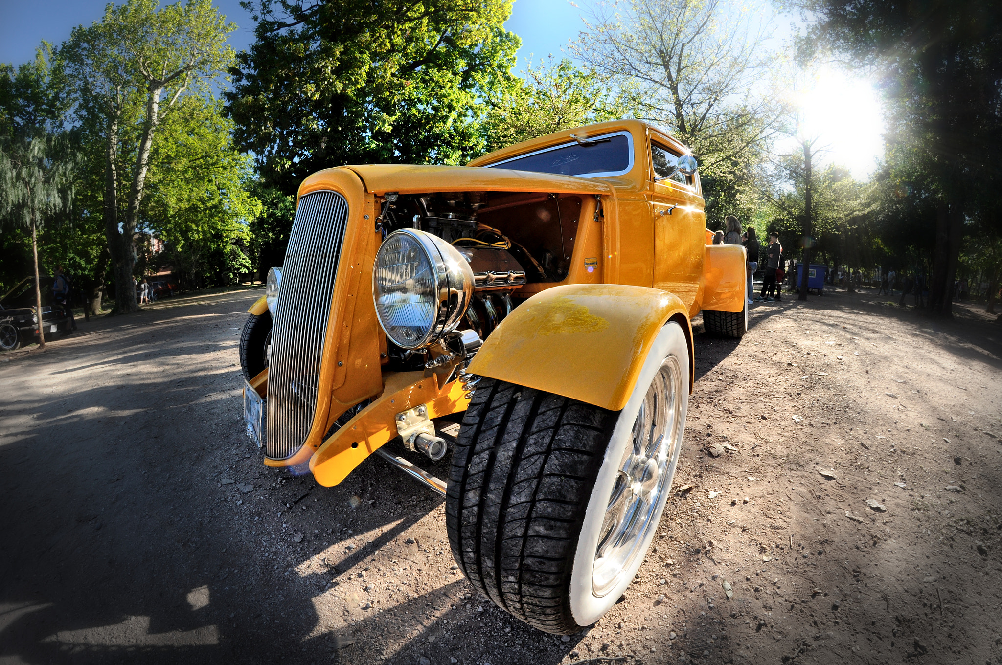 Nikon D90 + Samyang 8mm F3.5 Aspherical IF MC Fisheye sample photo. Orange mécanique photography