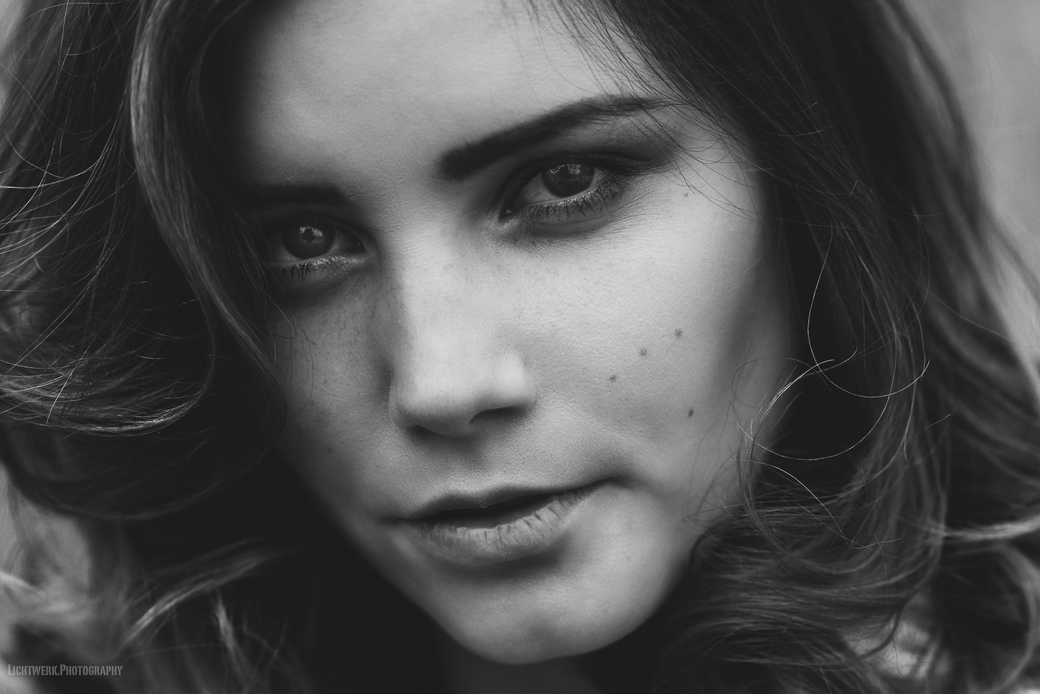 Sony a99 II + Minolta AF 85mm F1.4 G (D) sample photo. Laura photography