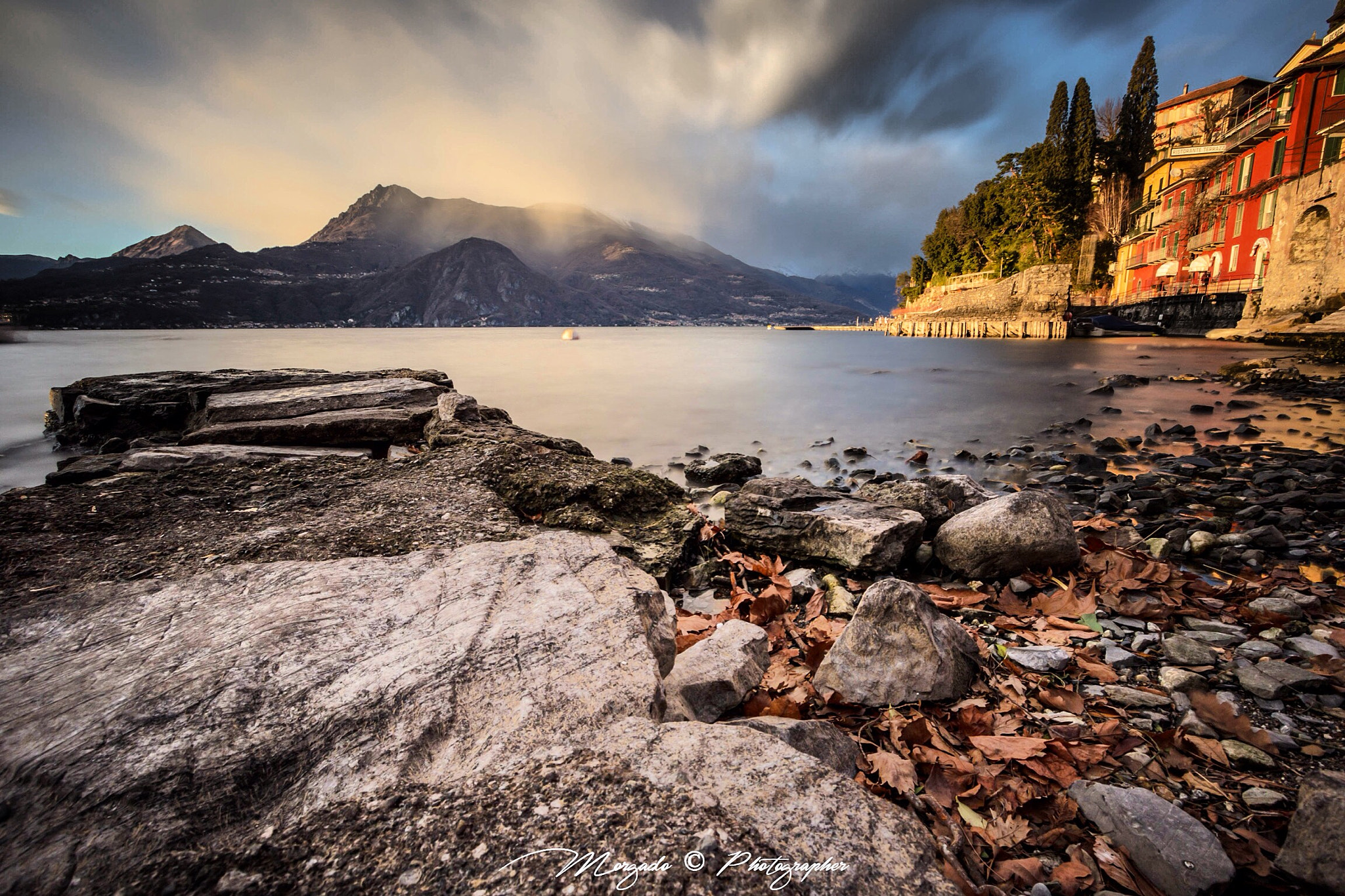 Canon EF-S 10-22mm F3.5-4.5 USM sample photo. Long exposition in varenna photography