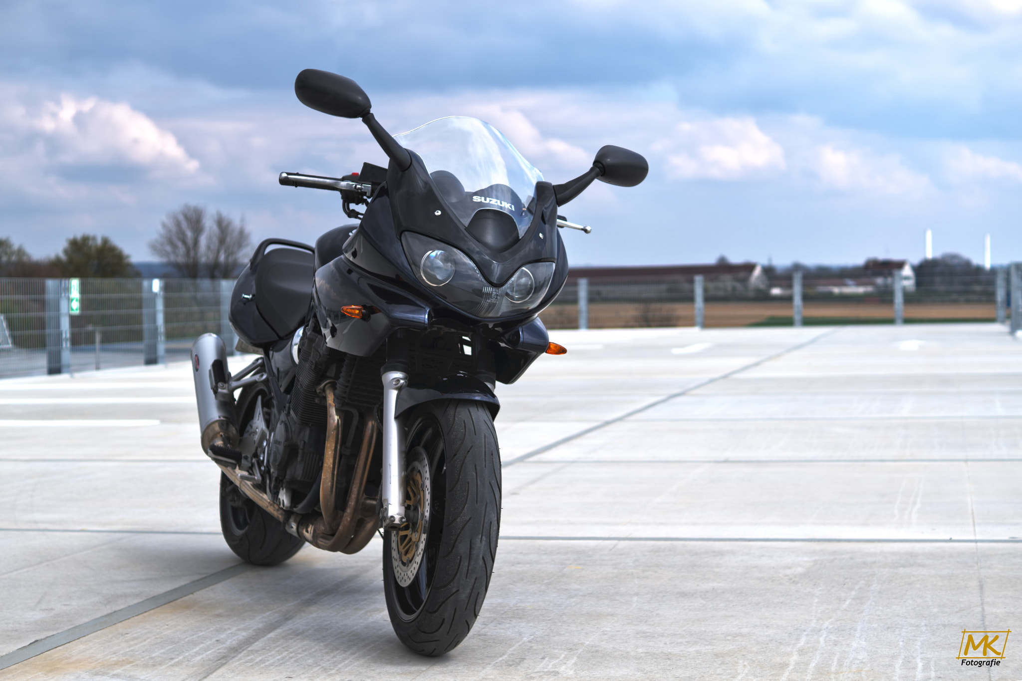 Sony ILCA-77M2 + Sony DT 35mm F1.8 SAM sample photo. Suzuki bandit 1200s gsf photography
