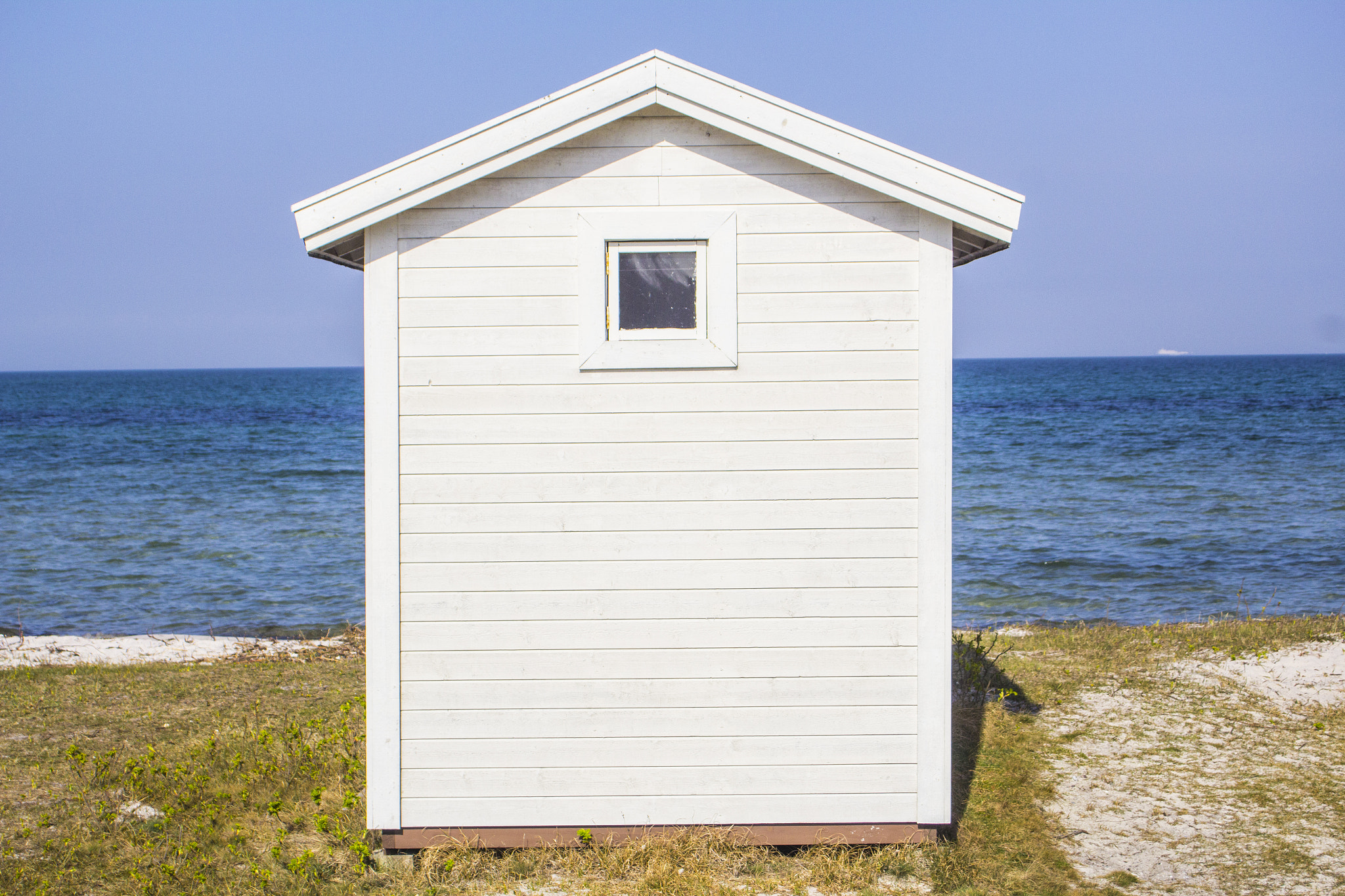 Canon EF 28-80mm f/3.5-5.6 sample photo. The bottom of sweden, by the sea. photography