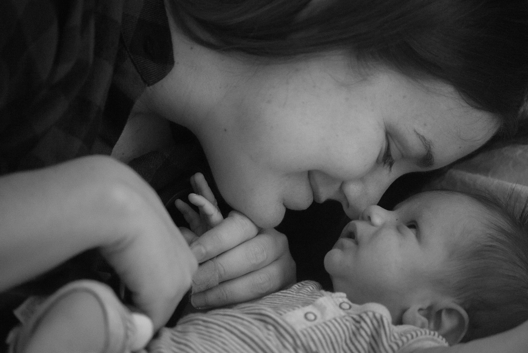 Nikon D600 + AF Zoom-Nikkor 70-210mm f/4 sample photo. Mother's love photography