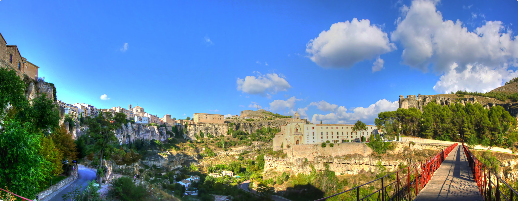 Canon EF-S 10-18mm F4.5–5.6 IS STM sample photo. Cityscape cuenca, spain photography