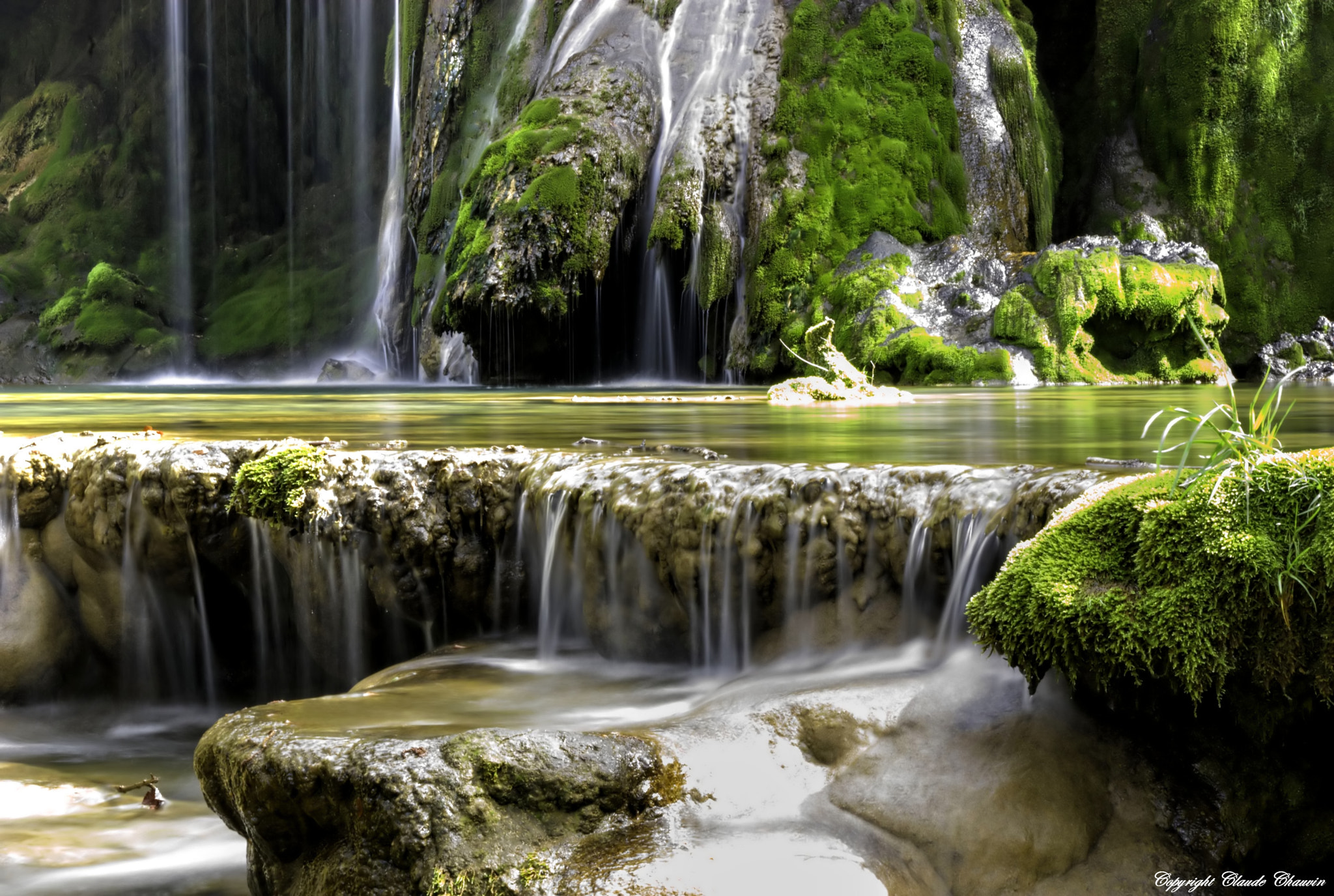 Pentax K-m (K2000) sample photo. Tufs des planches d'arbois photography
