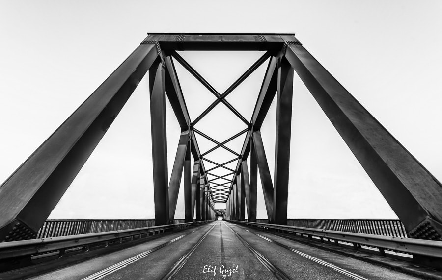 Canon EF-S 10-18mm F4.5–5.6 IS STM sample photo. Bridge beinheim france photography