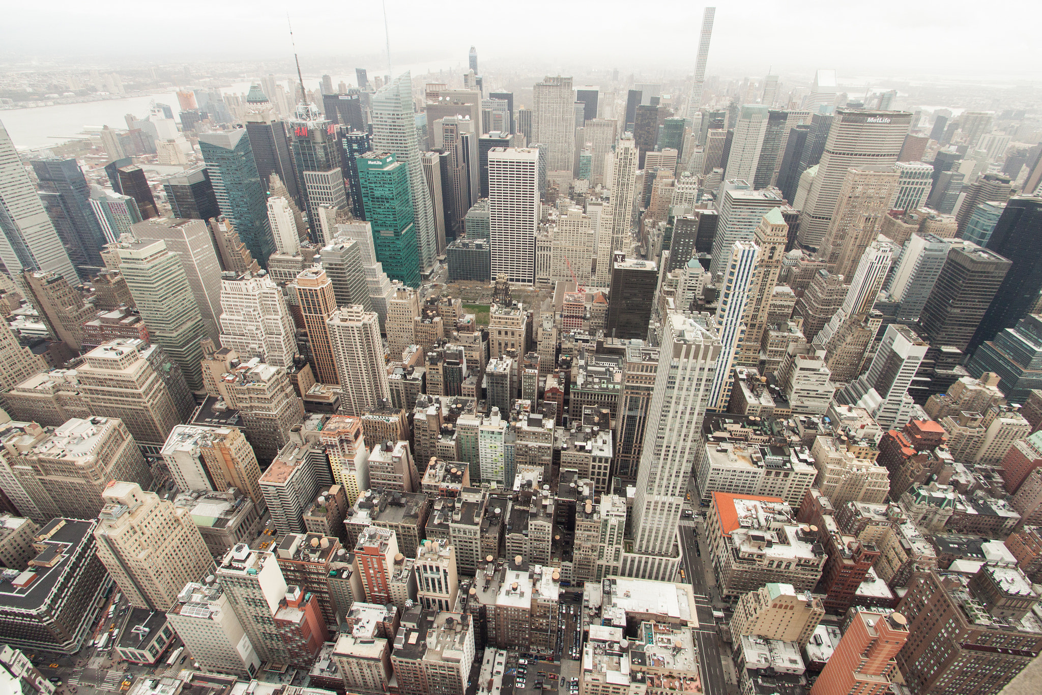Sigma 10-20mm F3.5 EX DC HSM sample photo. Nyc - dive photography