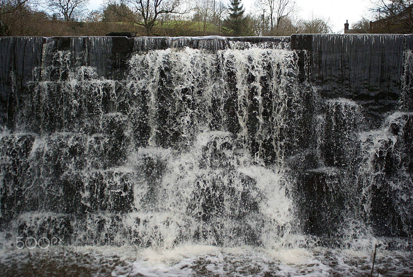 Sony Alpha DSLR-A200 + Minolta AF 24mm F2.8 sample photo. The weir photography