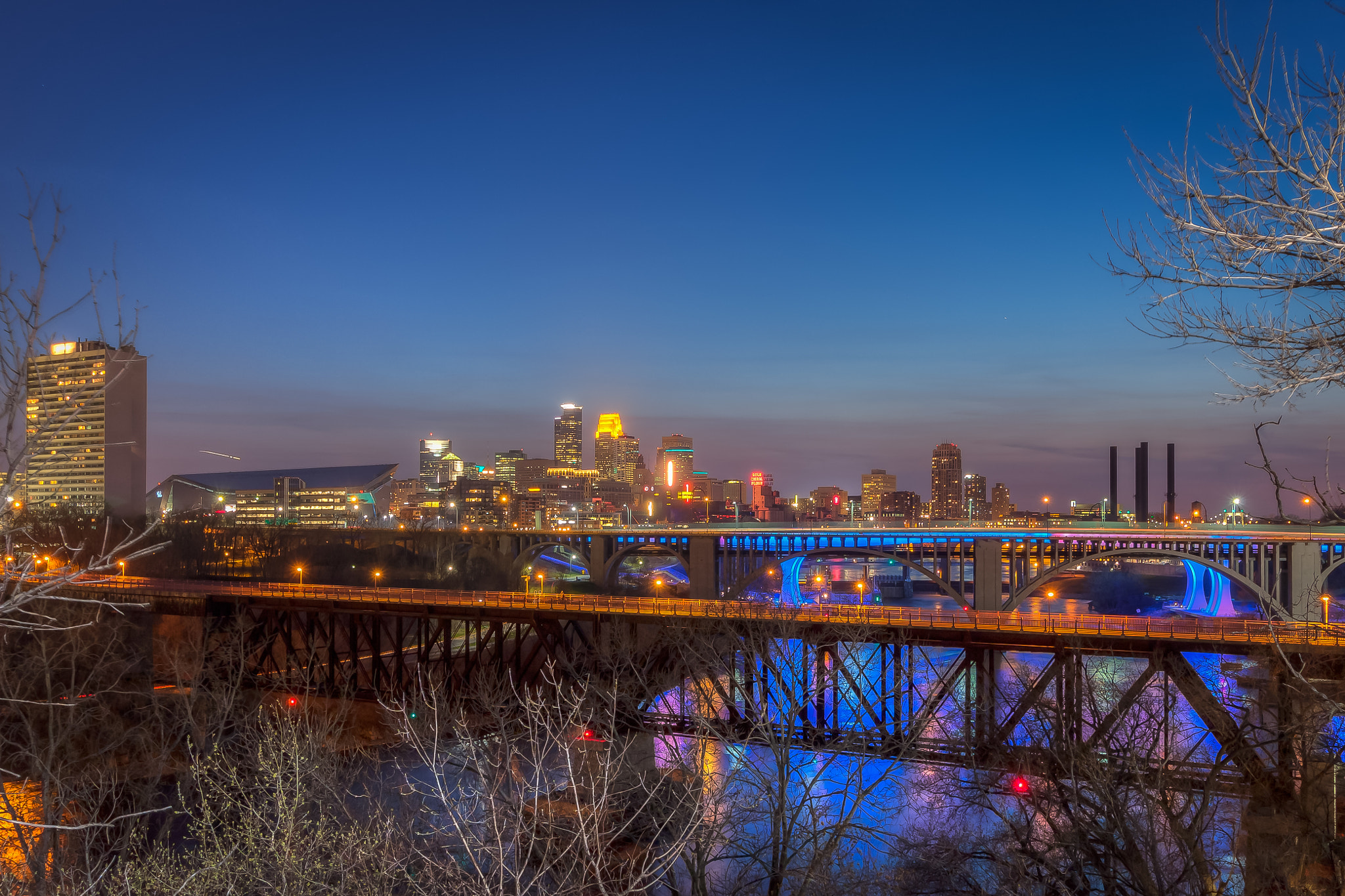 Canon EF-S 10-18mm F4.5–5.6 IS STM sample photo. Minneapolis skyline photography