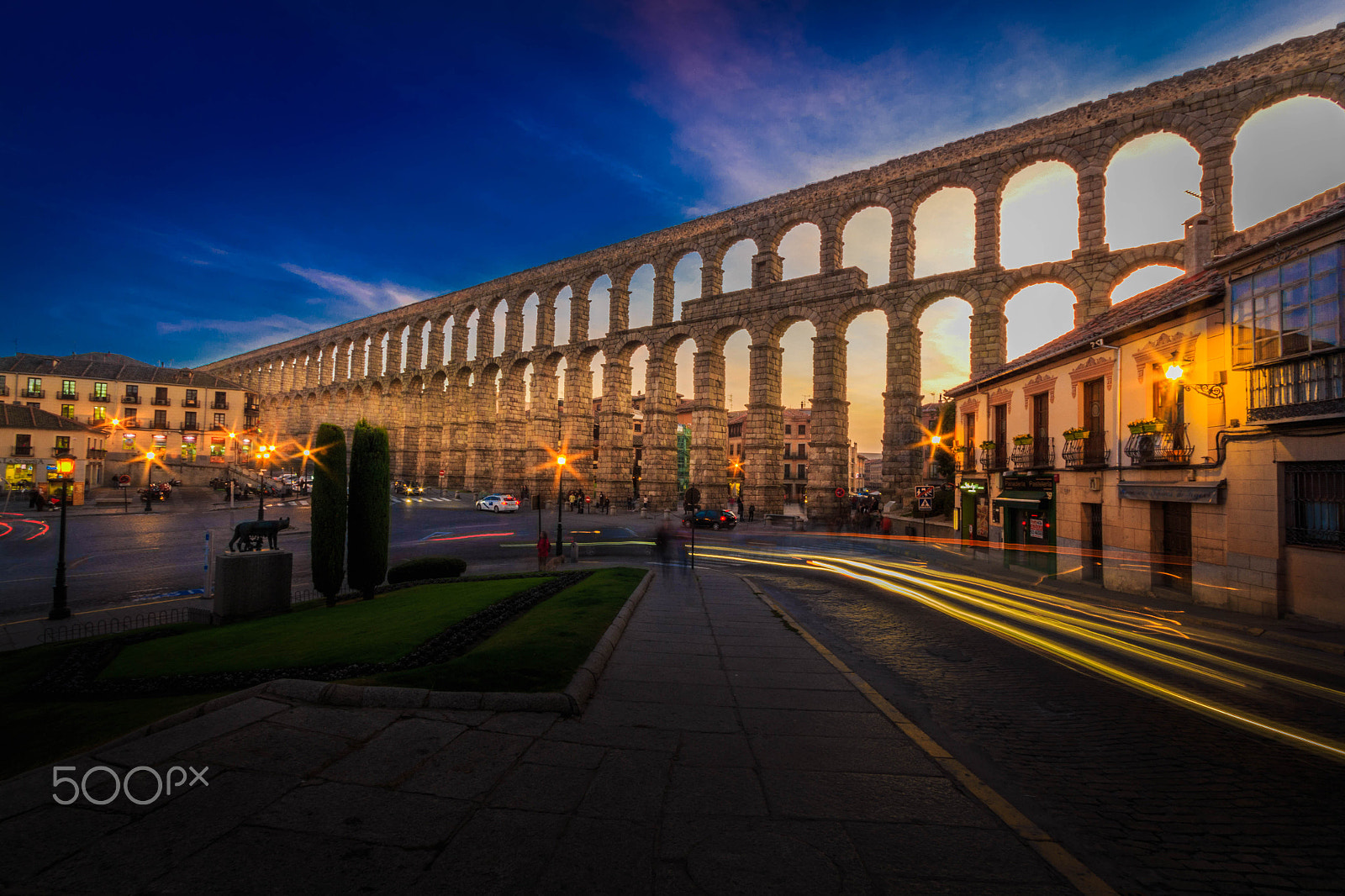 Canon EF-S 10-22mm F3.5-4.5 USM sample photo. The roman aqueduct photography