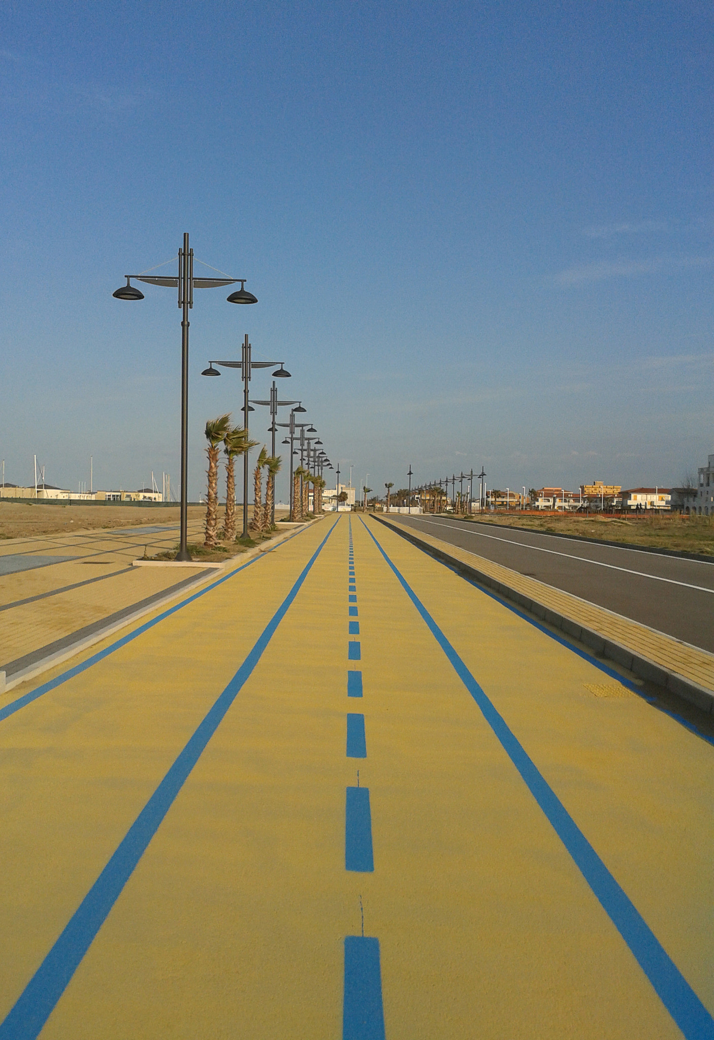 Samsung Galaxy S Advance sample photo. San salvo marina' s street, italy photography