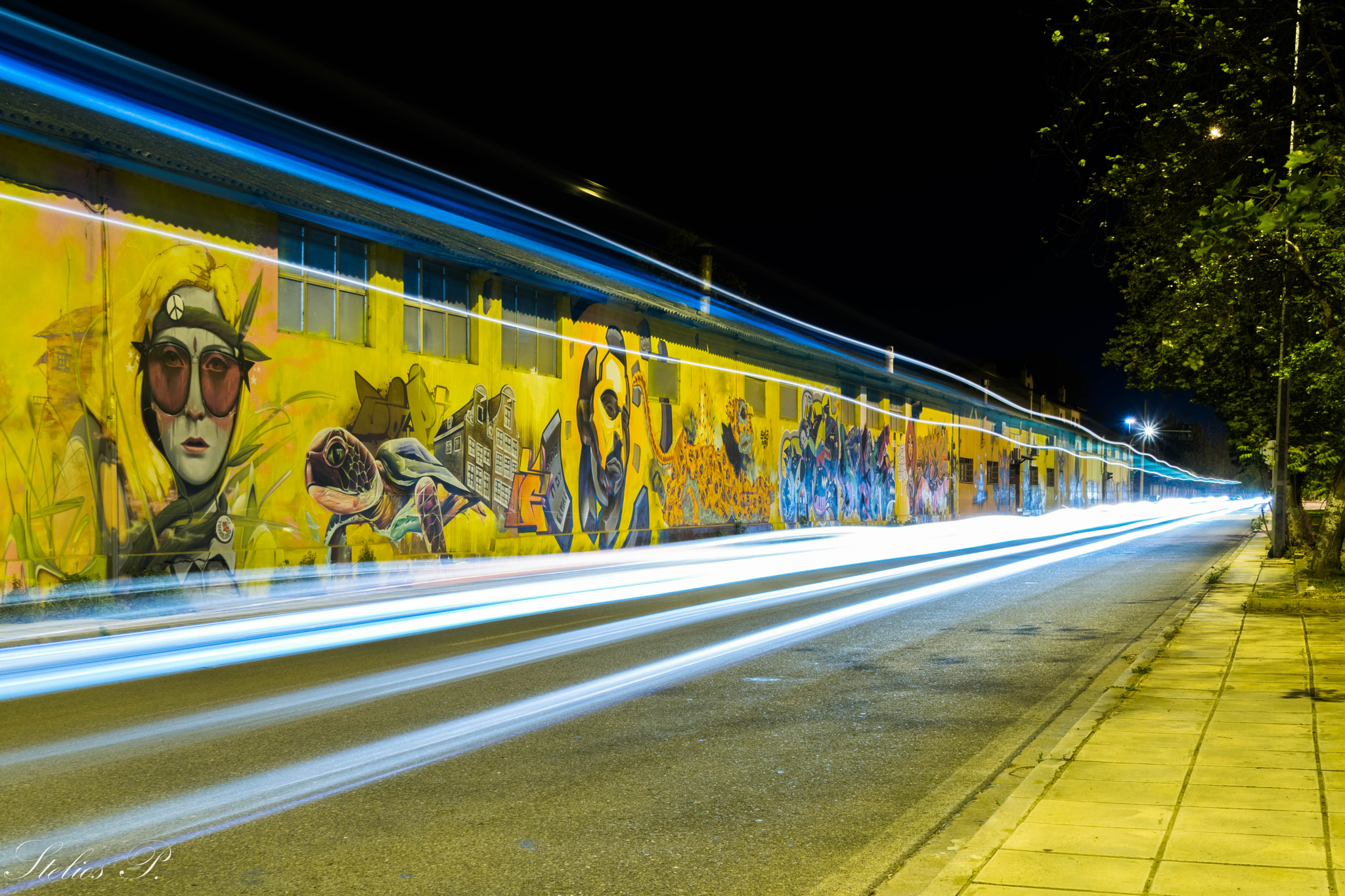 Sigma 18-200mm F3.5-6.3 DC OS HSM sample photo. Graffiti photography