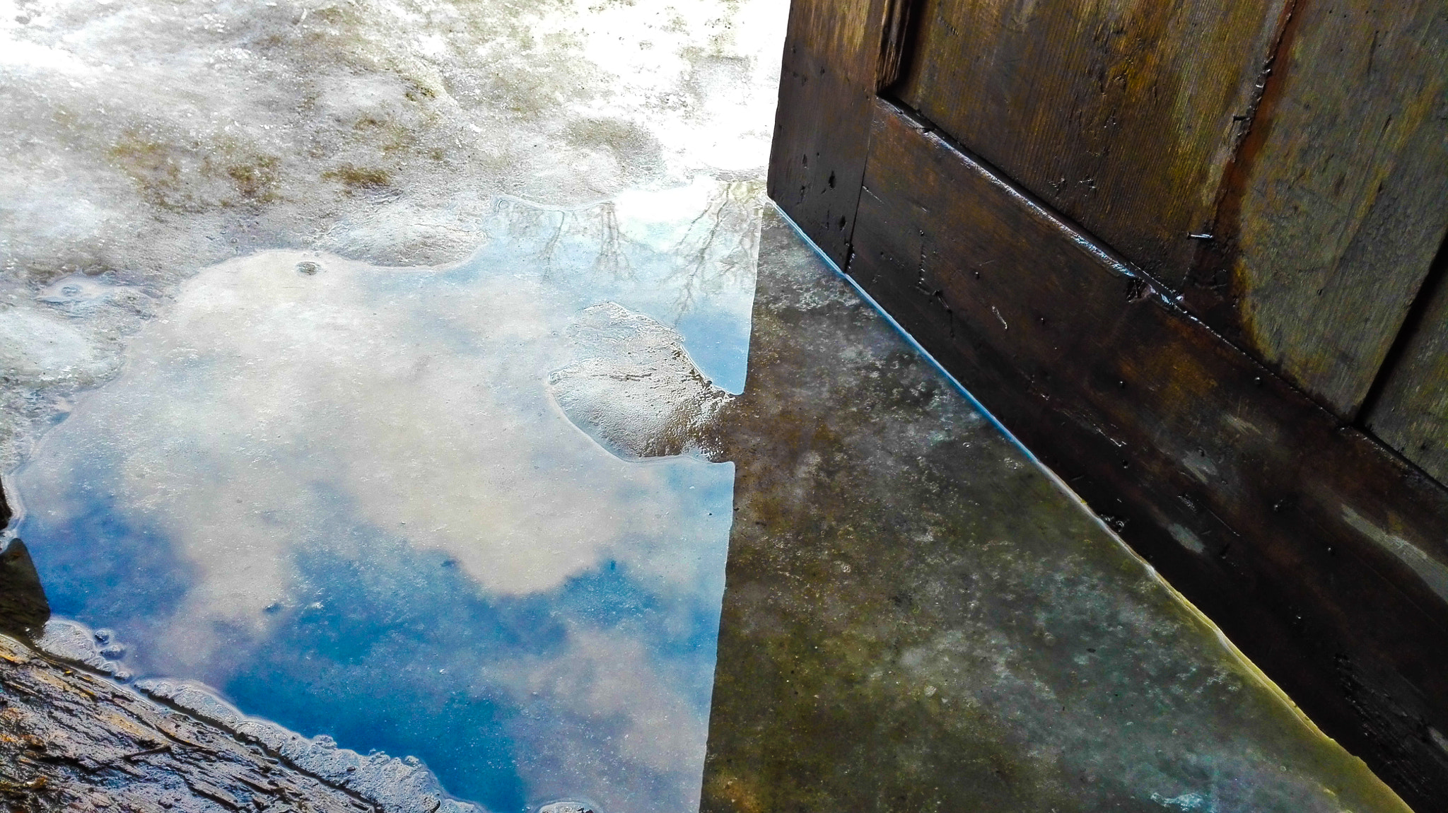 HUAWEI Che2-L11 sample photo. Reflection photography
