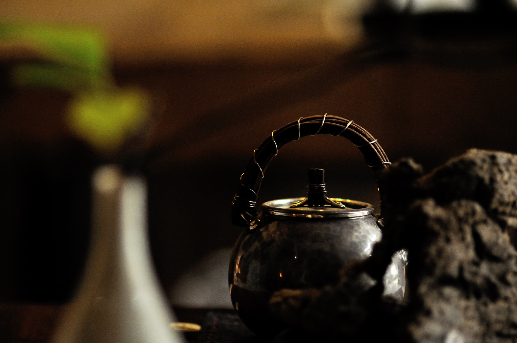 ZEISS Makro-Planar T* 100mm F2 sample photo. Teapot photography