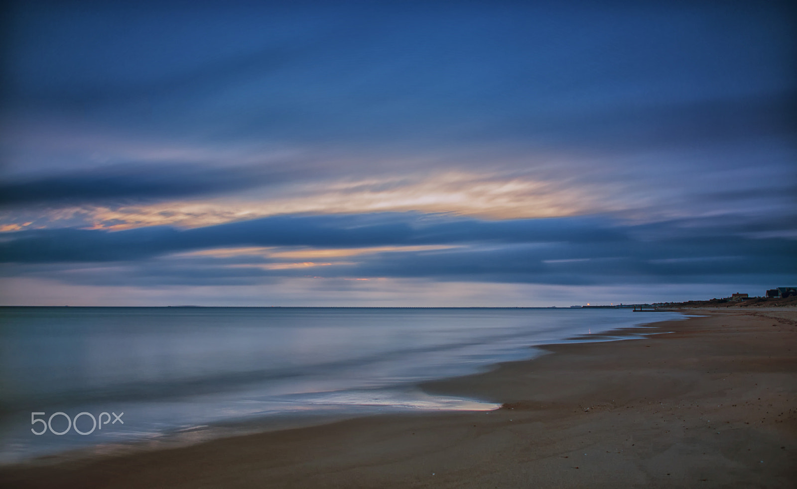 Sigma 18-50mm F2.8-4.5 DC OS HSM sample photo. Shades of blue photography