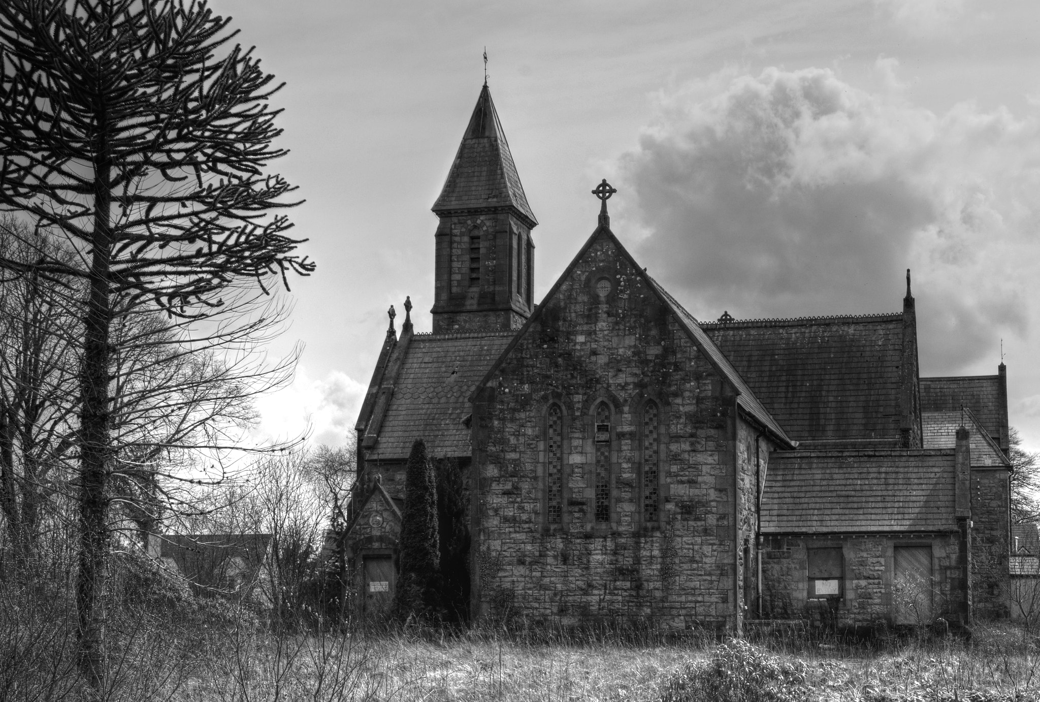 Nikon D3200 + 18.00 - 55.00 mm f/3.5 - 5.6 sample photo. Old church photography