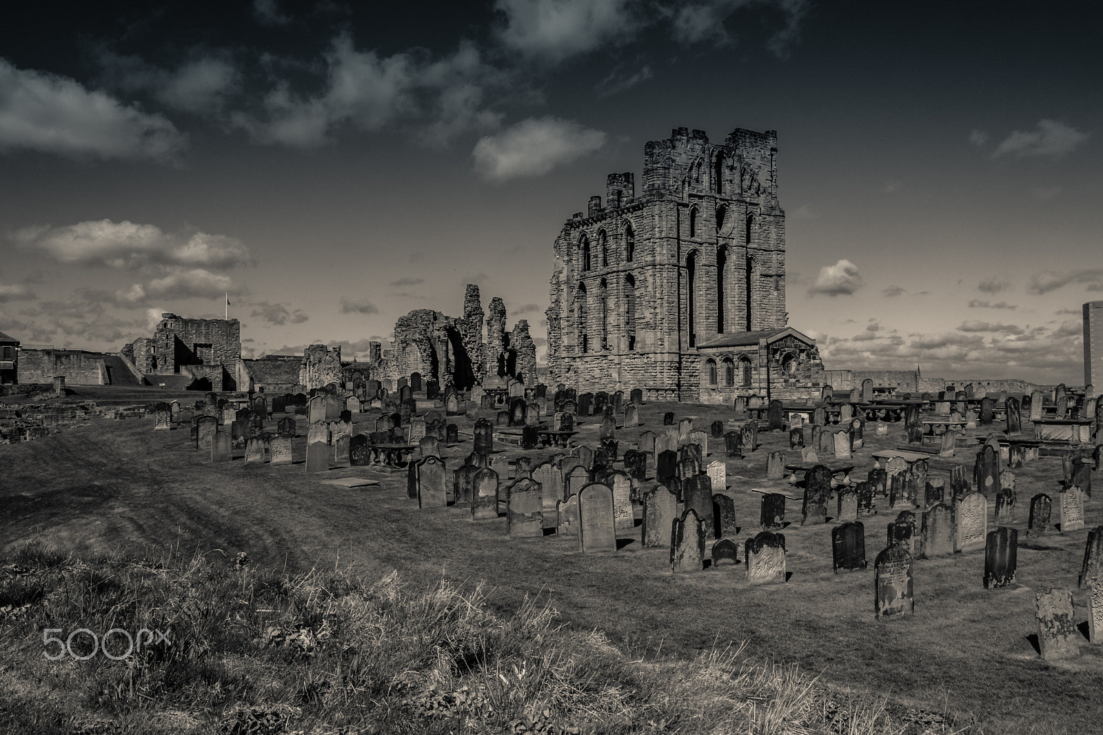 Panasonic Lumix DMC-G6 sample photo. Tynemouth priory photography