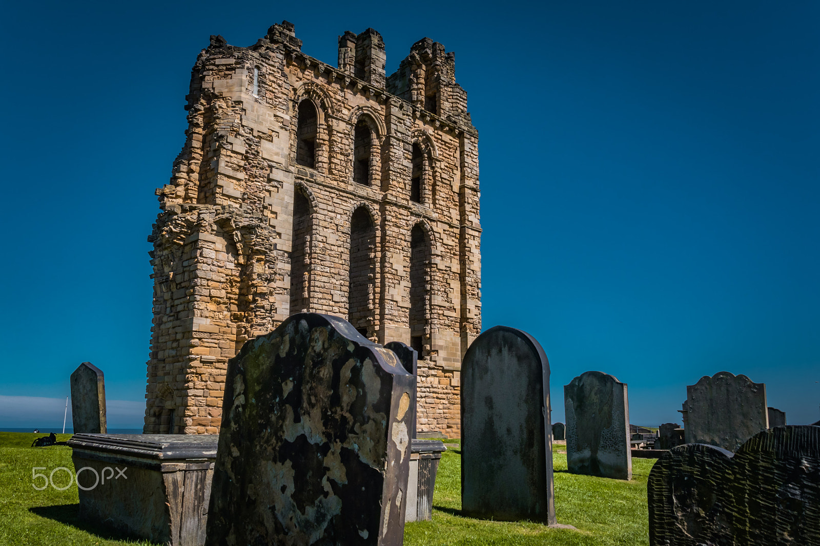 Panasonic Lumix DMC-G6 sample photo. Tynemouth priory photography