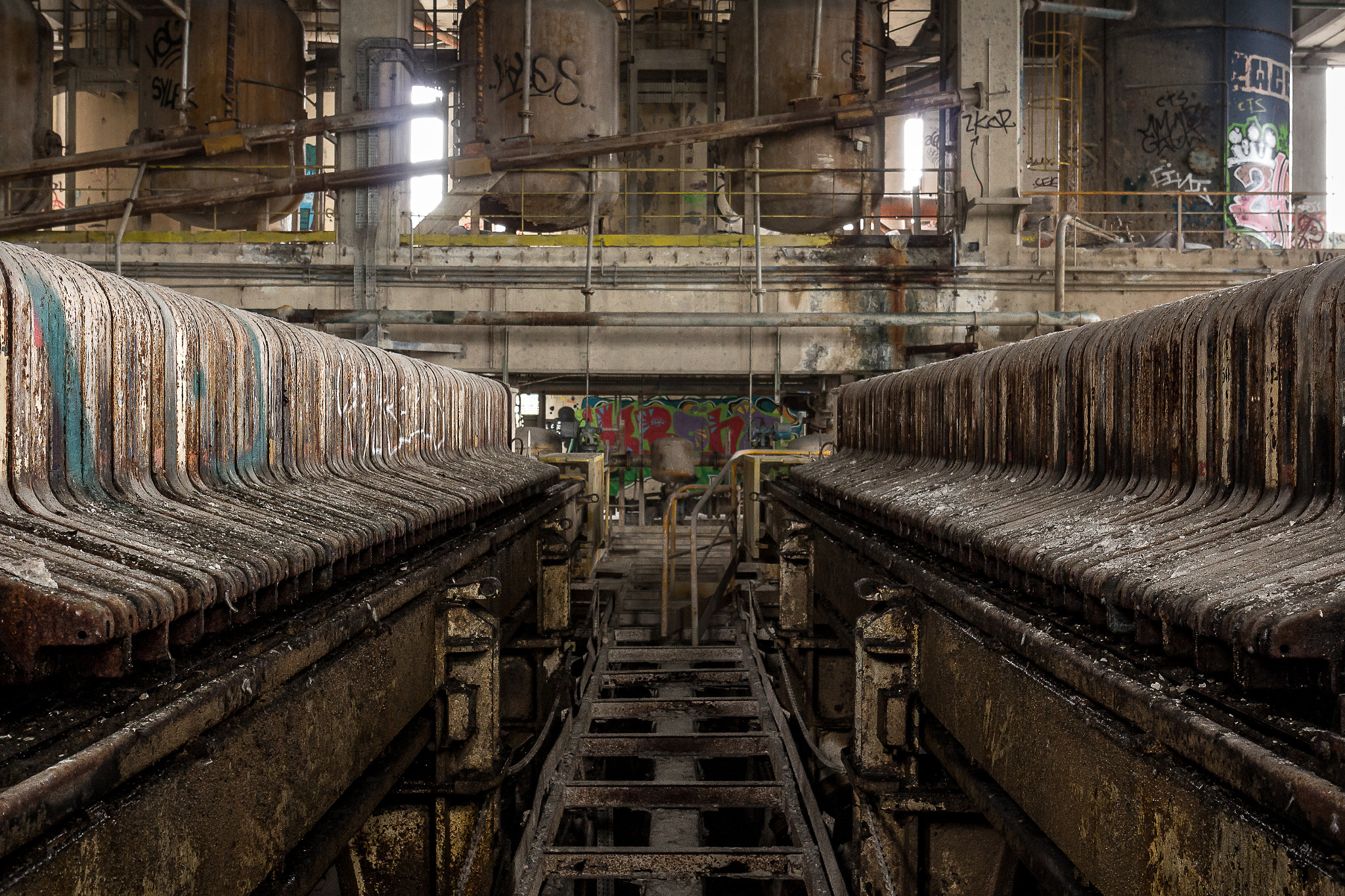 Canon EF 24-70mm F4L IS USM sample photo. Urbex sessions 2 - indus photography