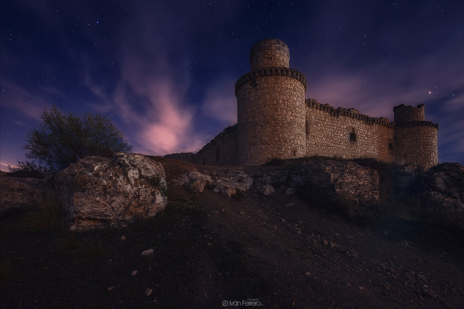 Tamron SP 15-30mm F2.8 Di VC USD sample photo. Castle and rock photography