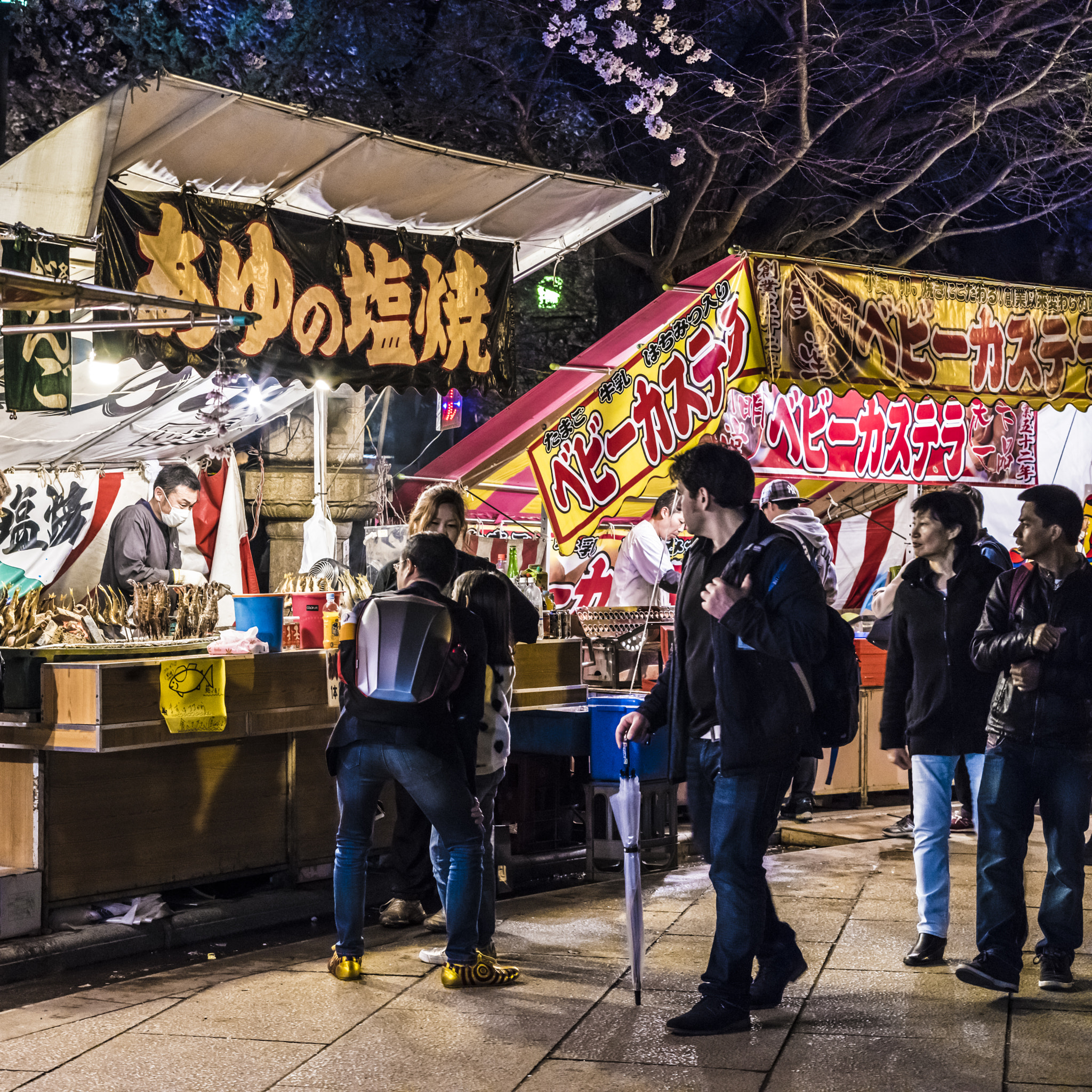 smc PENTAX-FA 645 80-160mm F4.5 sample photo. Night photography