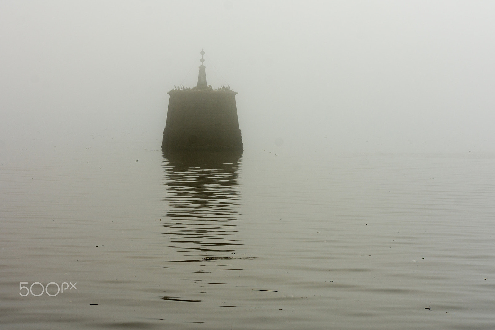 Sigma 50-150mm F2.8 EX APO DC OS HSM sample photo. Fog at noon photography