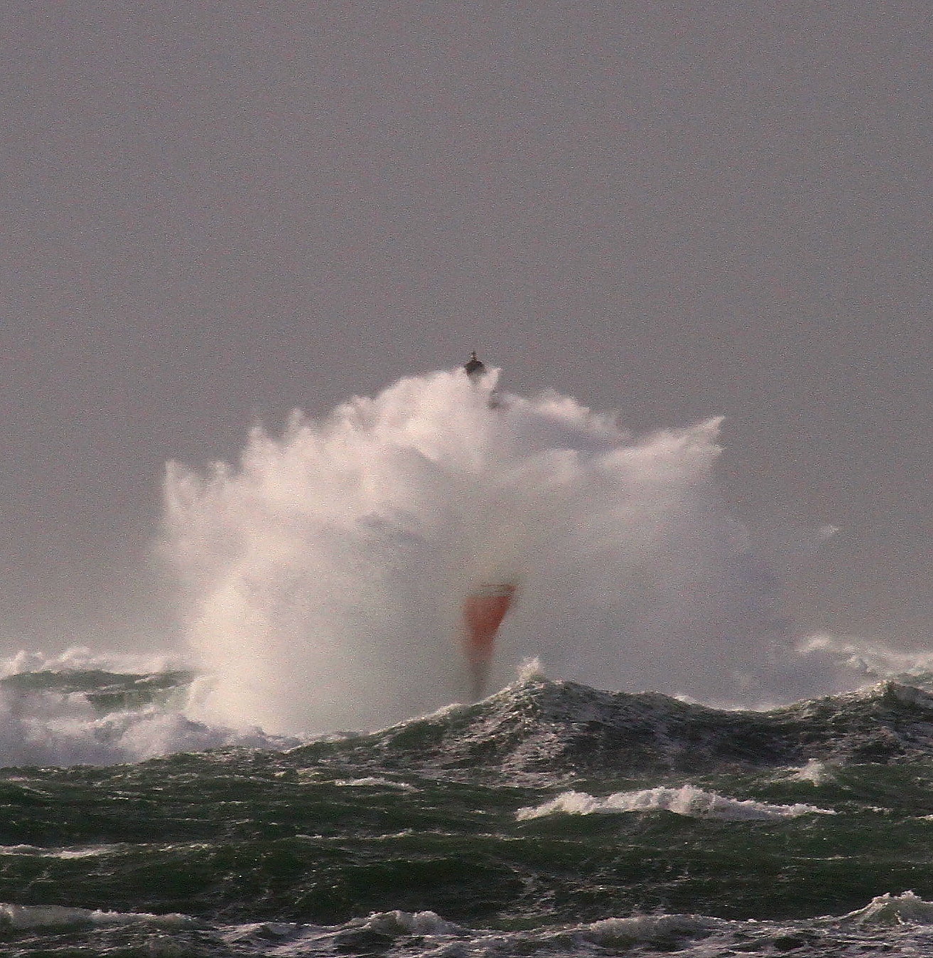 Canon EOS 7D + Sigma 100-300mm f/4 sample photo. Finistère nord photography