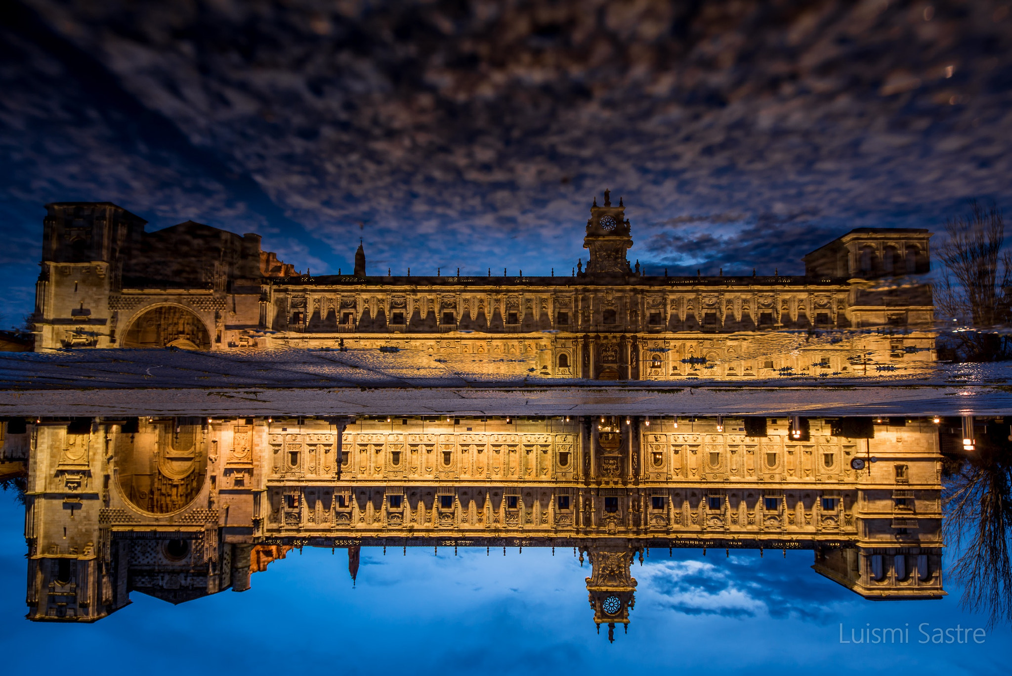 Sigma 8-16mm F4.5-5.6 DC HSM sample photo. Cielo empedrado en san marcos photography