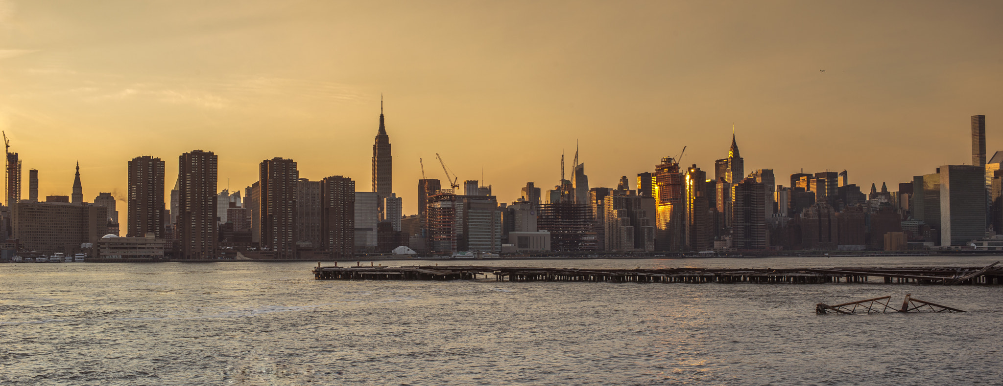 Nikon D800E + Nikon AF-S Nikkor 35mm F1.4G sample photo. Gotham city photography