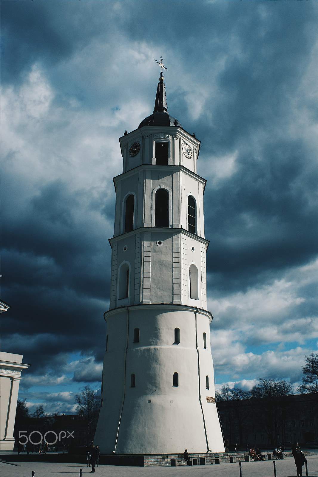 Sony Alpha DSLR-A390 + Sony DT 18-70mm F3.5-5.6 sample photo. Vilnius cathedral belfry photography