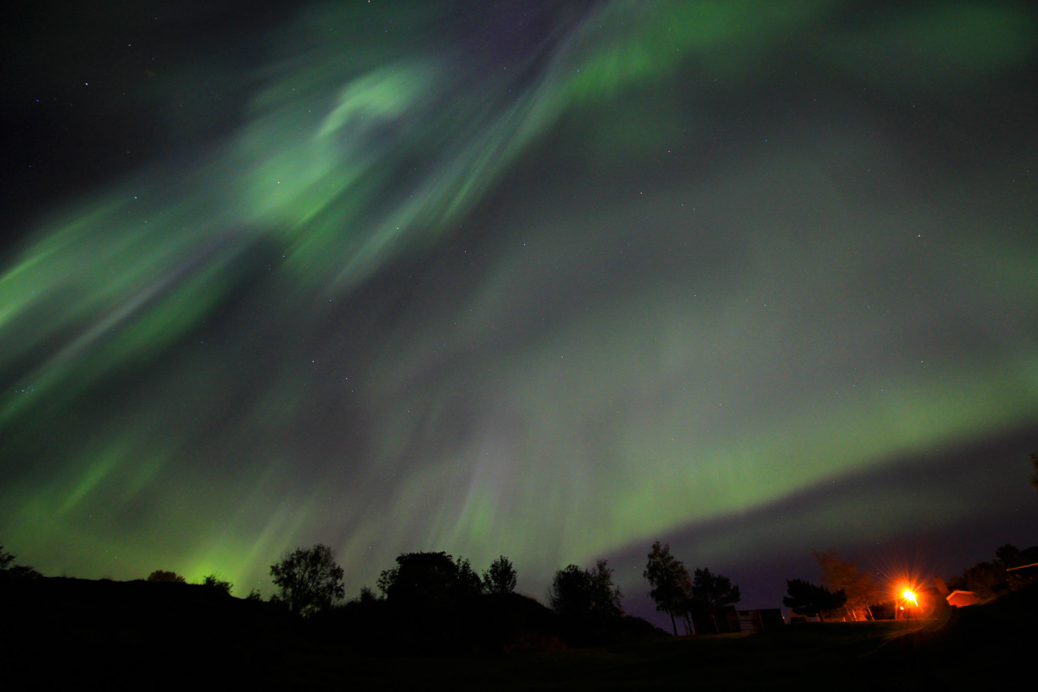 Canon EF-S 10-18mm F4.5–5.6 IS STM sample photo. The beautiful aurora borealis  photography