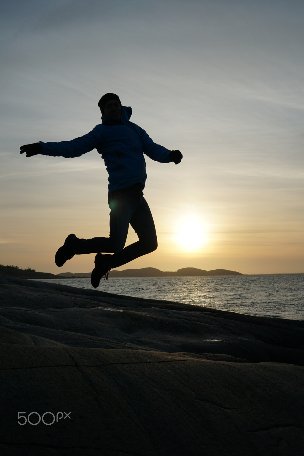 Sony FE 28mm F2 sample photo. Jump for life photography