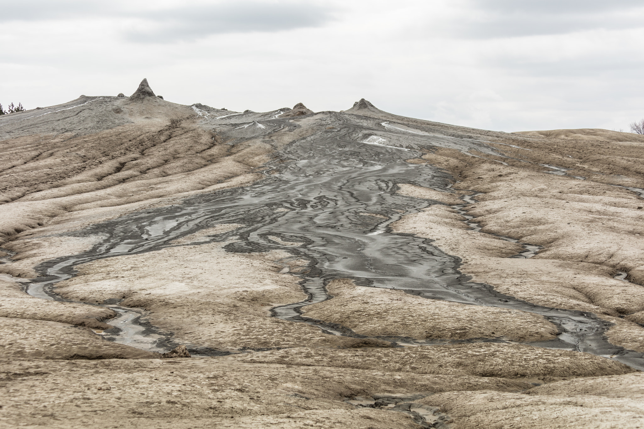 Canon EOS 5DS R sample photo. Little mud volcanos photography