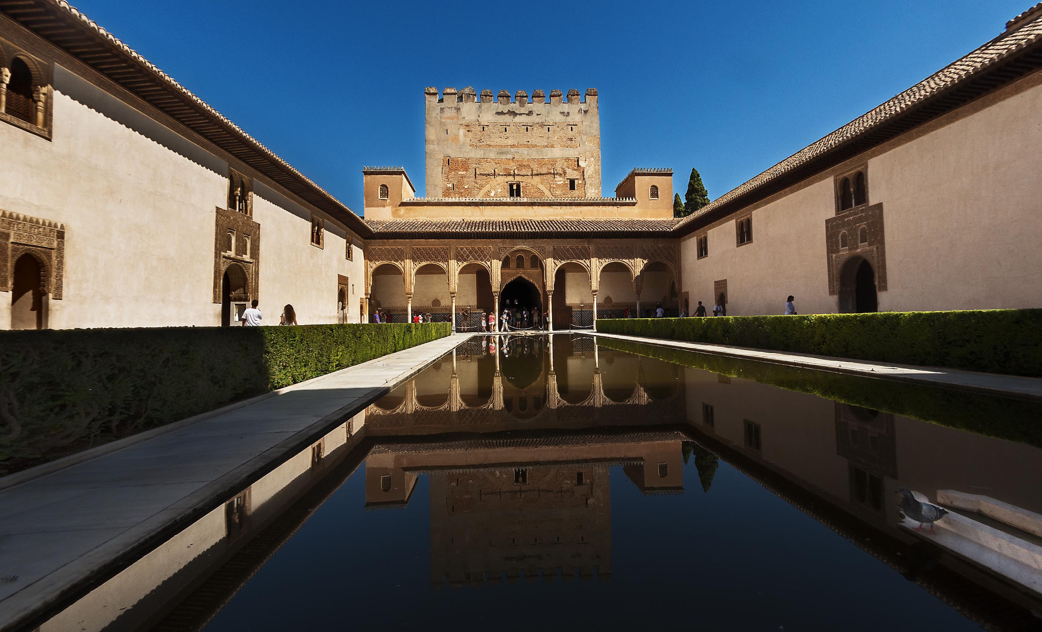 Nikon AF DX Fisheye-Nikkor 10.5mm F2.8G ED sample photo. Alhambra granada. photography