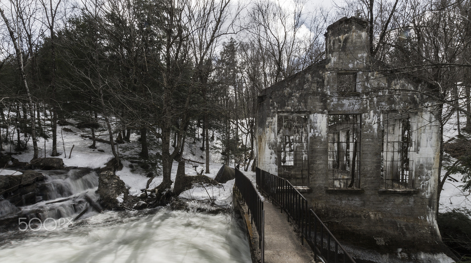 Sony SLT-A58 sample photo. Ruins by the water photography