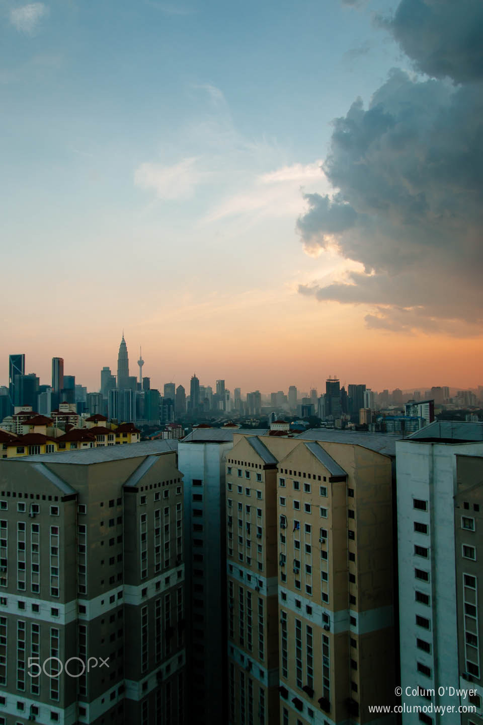 Canon EOS 70D + Sigma 18-50mm f/2.8 Macro sample photo. Dramatic clouds; kuala lumpur photography