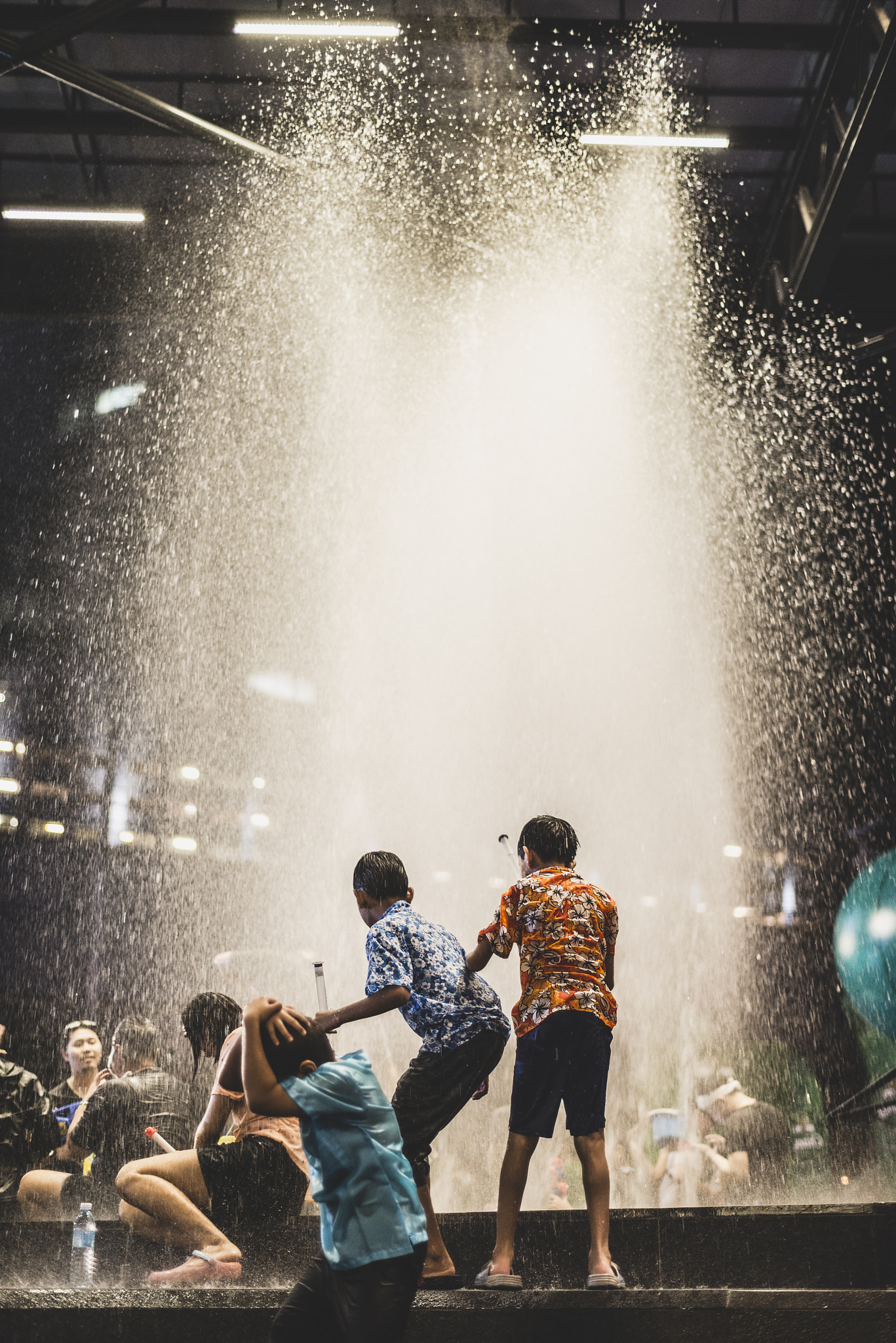 Nikon D800E + ZEISS Planar T* 50mm F1.4 sample photo. Songkran day, thailand photography