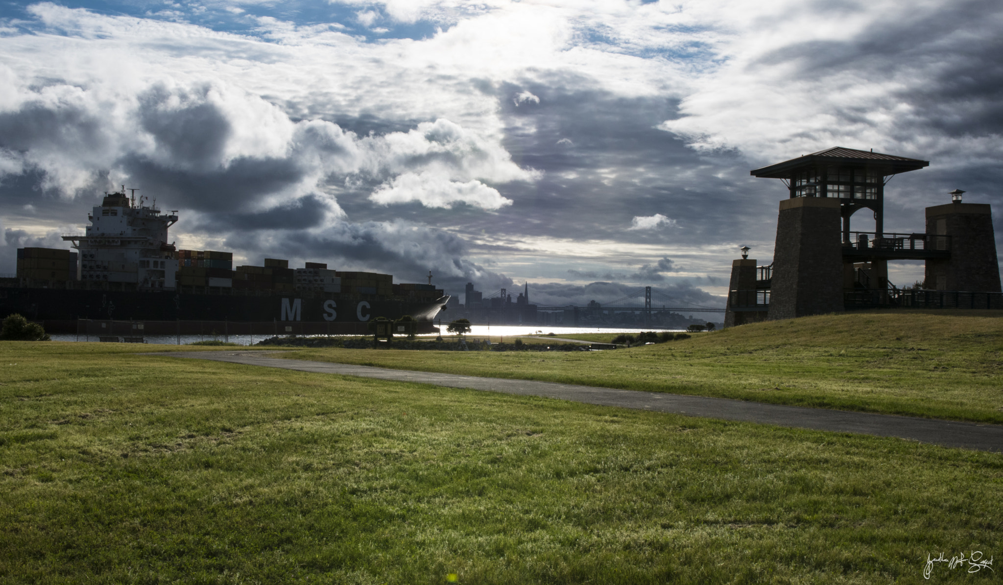 Sigma 17-70mm F2.8-4 DC Macro OS HSM | C sample photo. Middle harbor photography