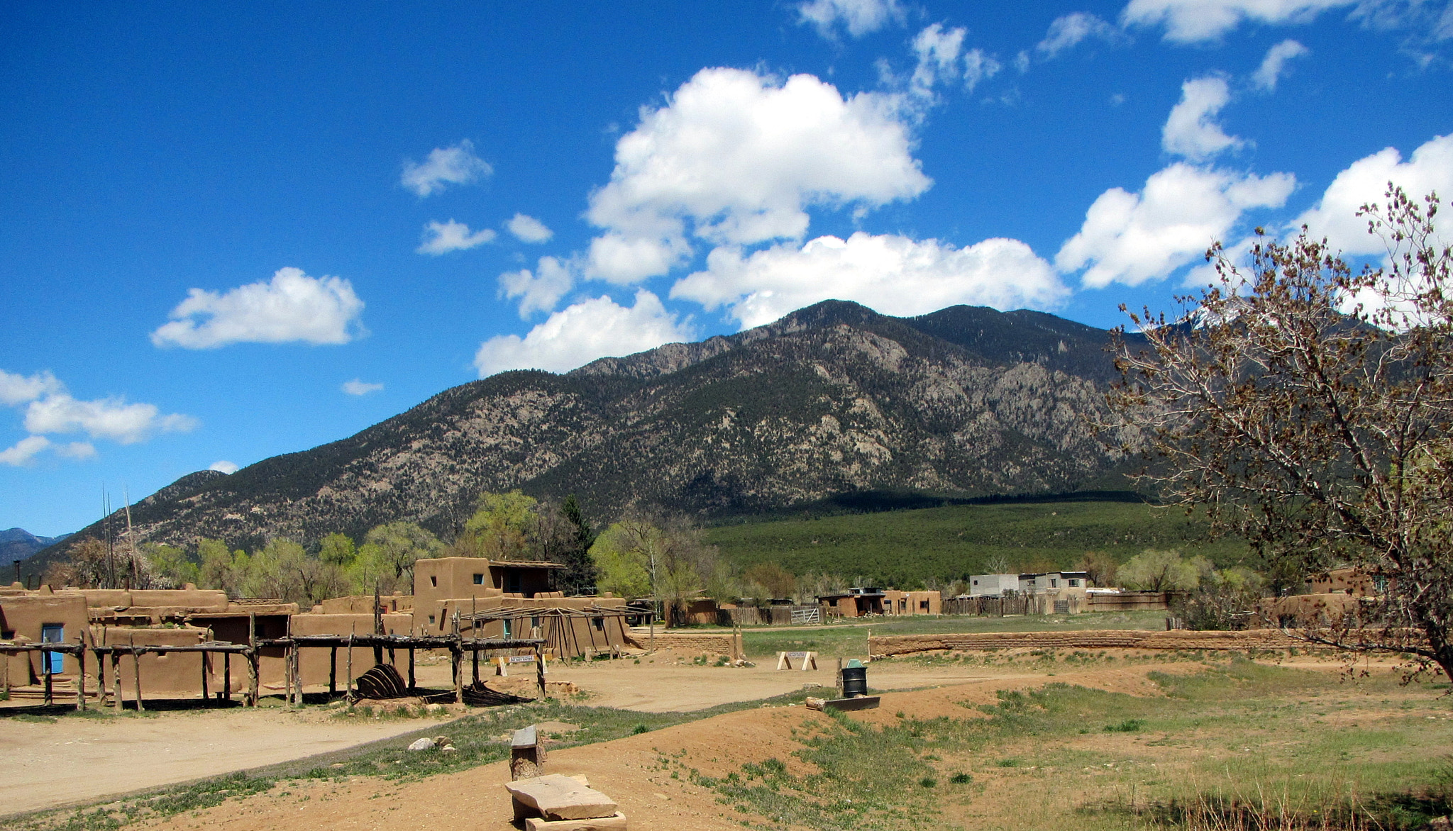 Canon PowerShot SD4500 IS (IXUS 1000 HS / IXY 50S) sample photo. Adobe taos pueblos. photography