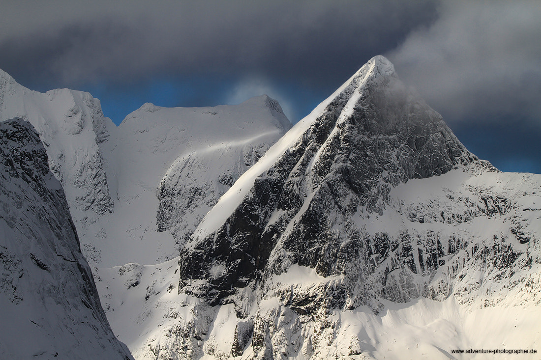 Sigma 150-600mm F5-6.3 DG OS HSM | C sample photo. Storm on the top of the pyramid photography